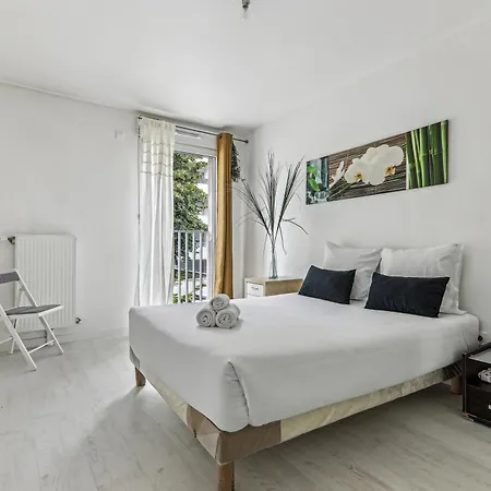Chic And Comfortable Appartement Bezons